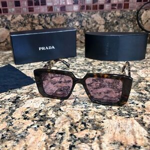 Prada Sunglasses pr23ys New + FREE shipping
